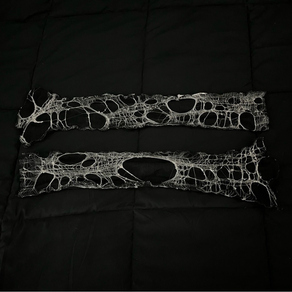 rare alice auaa spider web arm sleeves